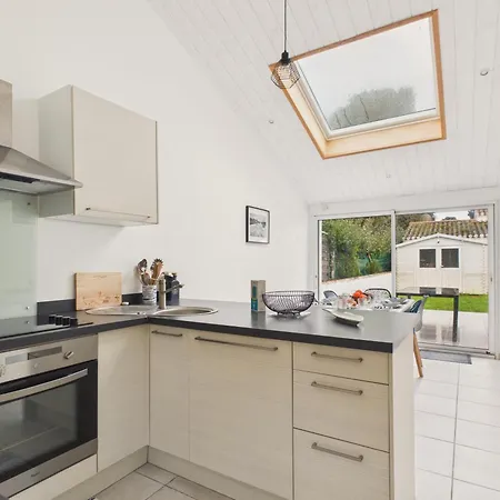 بيت للعطل Maison Pour 6 Avec Jardin, Centre