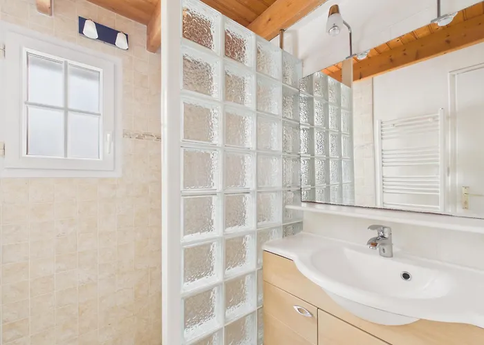 Casa vacanze Maison Pour 6 Avec Jardin, Centre